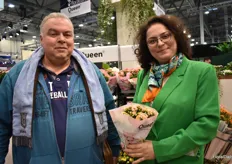 Dirk-Jam Elsenaar and Zina Al Ani of Flowerportal were also visiting the show, and the Queen display.